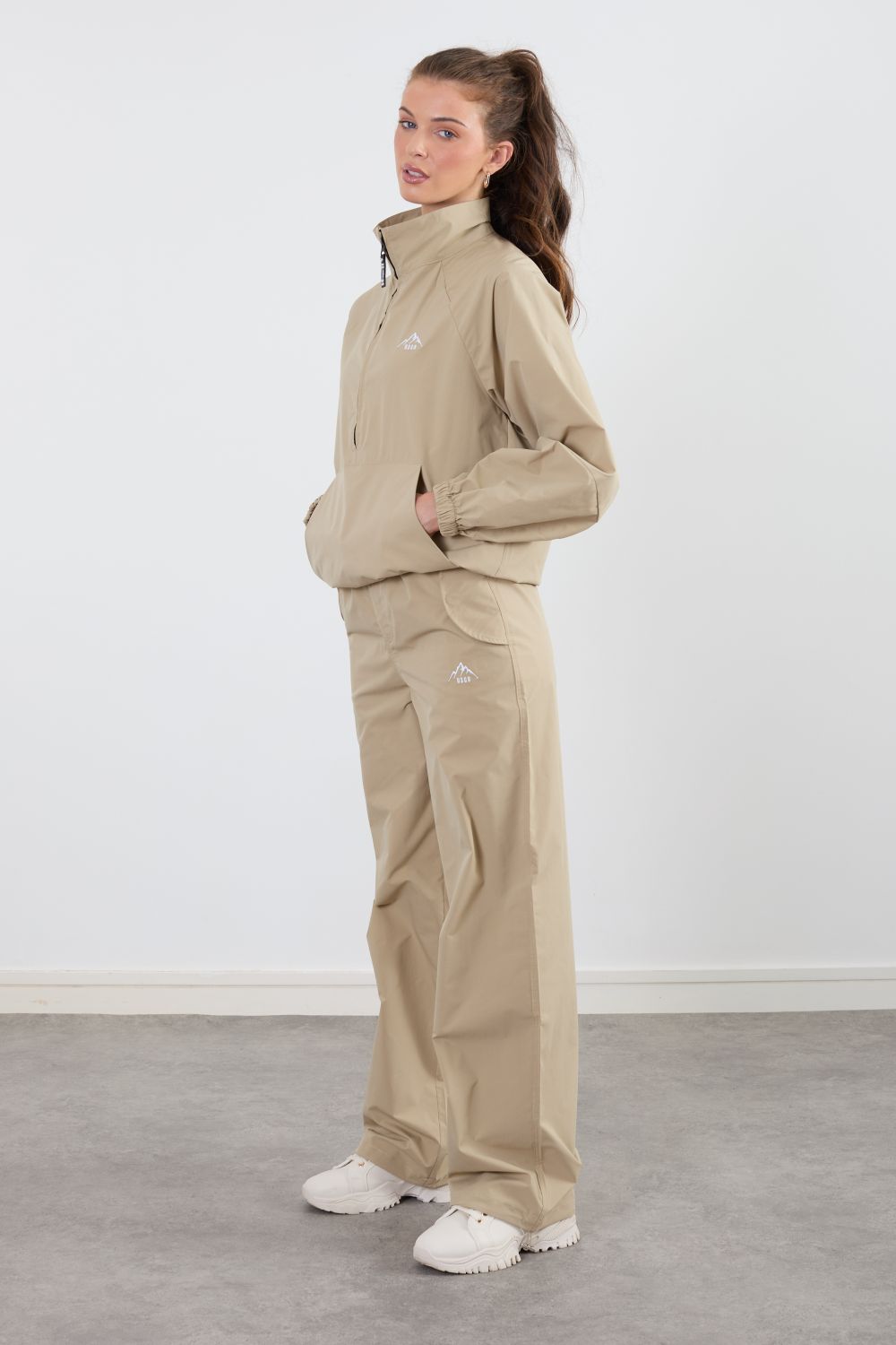 The Grid Tracksuit Trousers In Sand