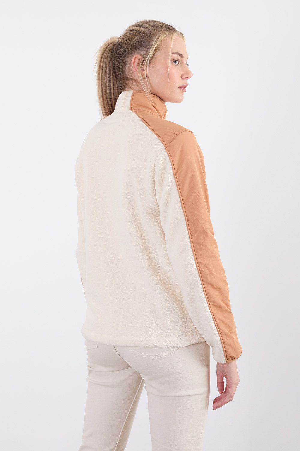 The Strider Fleece in Cashmere