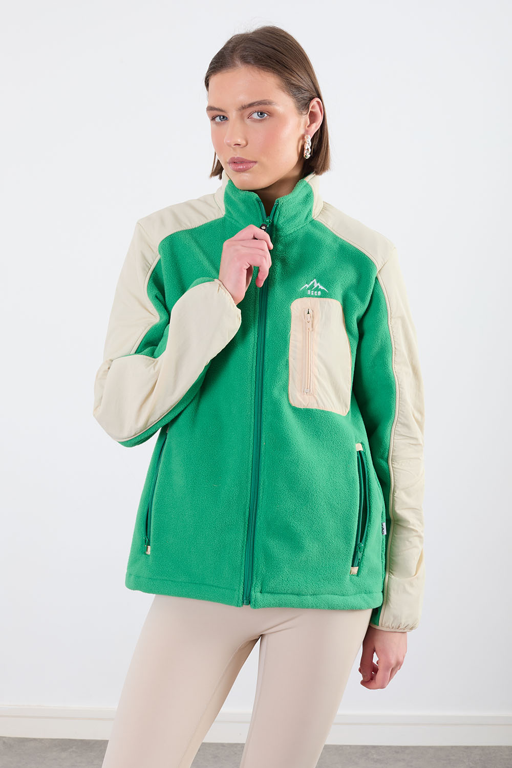 The Strider Fleece in Green