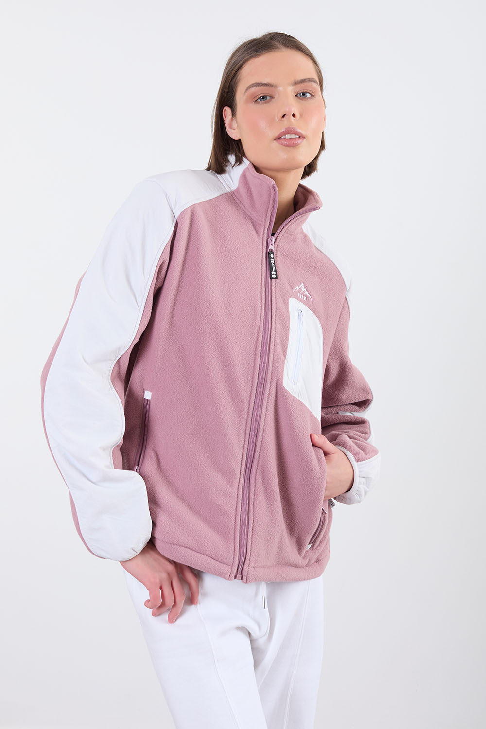 The Strider Fleece in Mauve