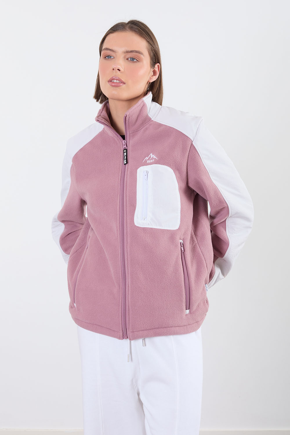 The Strider Fleece in Mauve