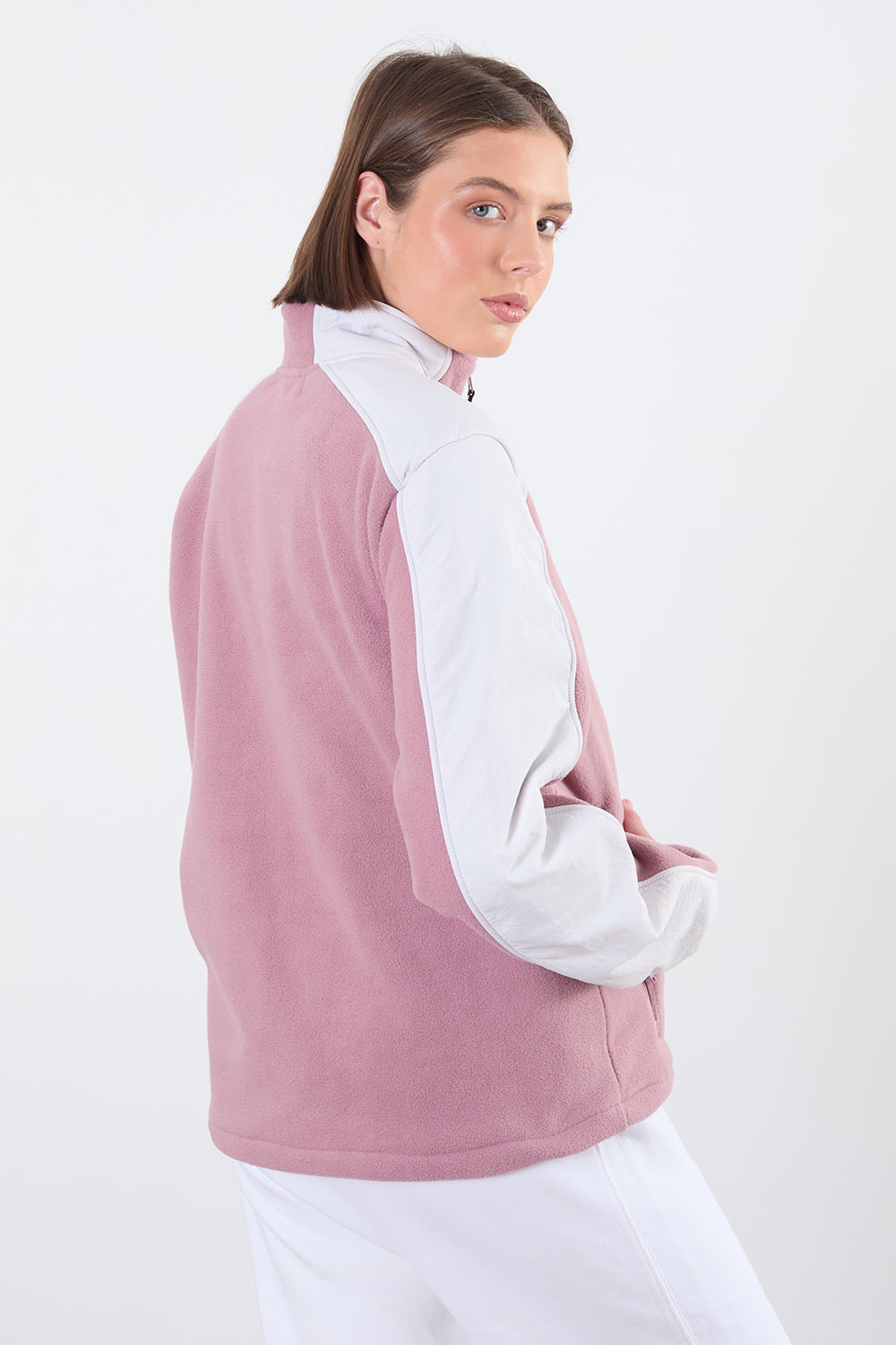 The Strider Fleece in Mauve