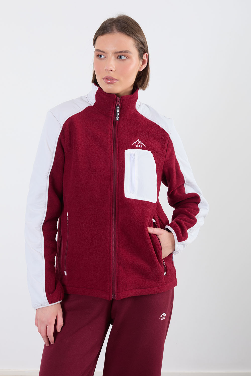 The Strider Fleece in Wine