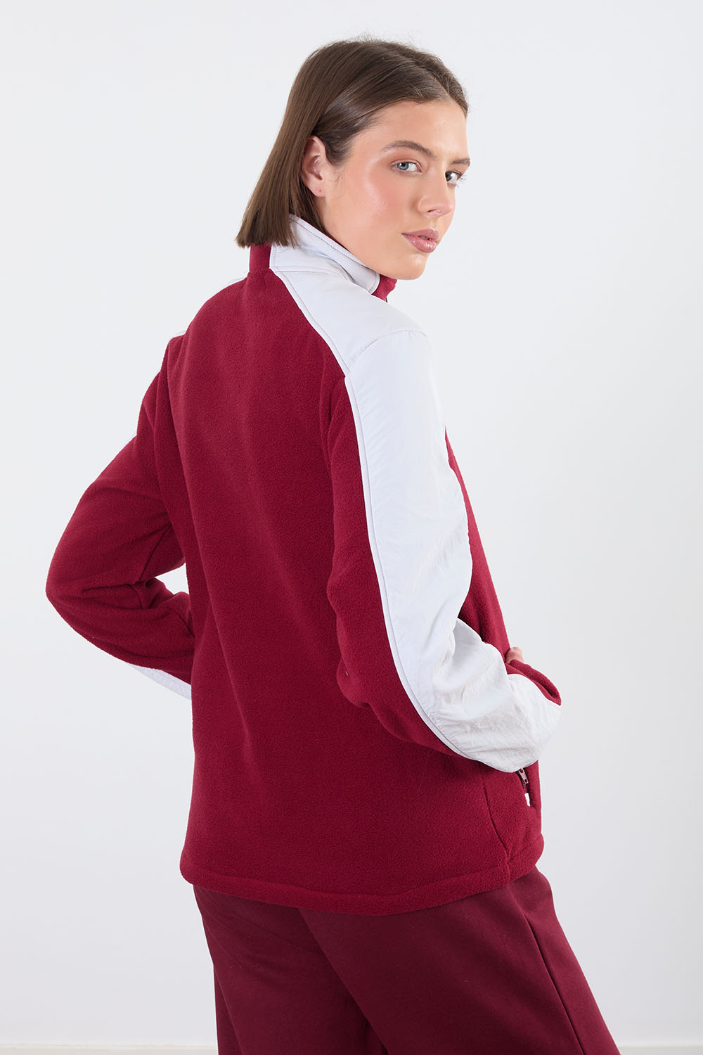 The Strider Fleece in Wine