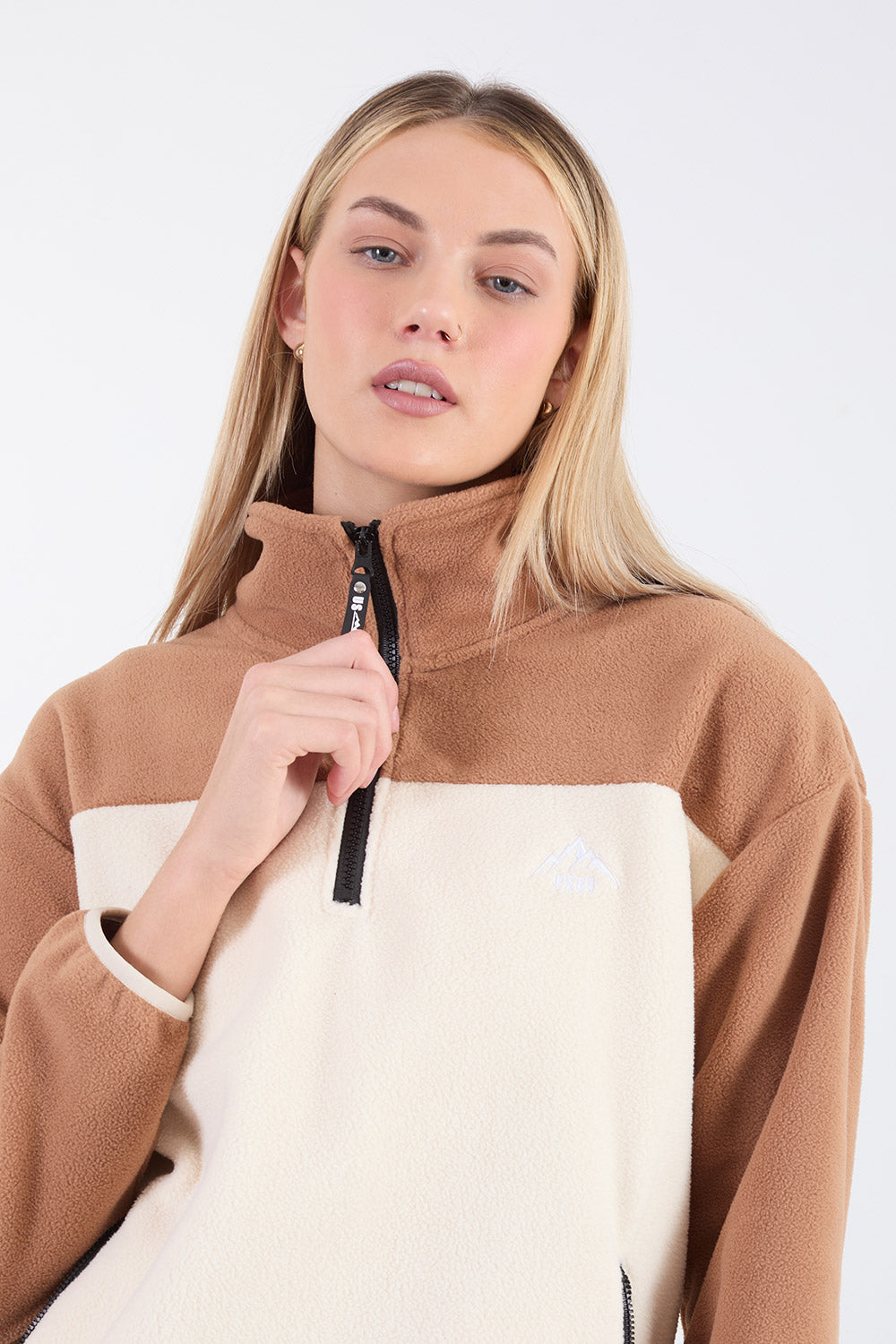 The Wander Fleece in Contrast Cashmere