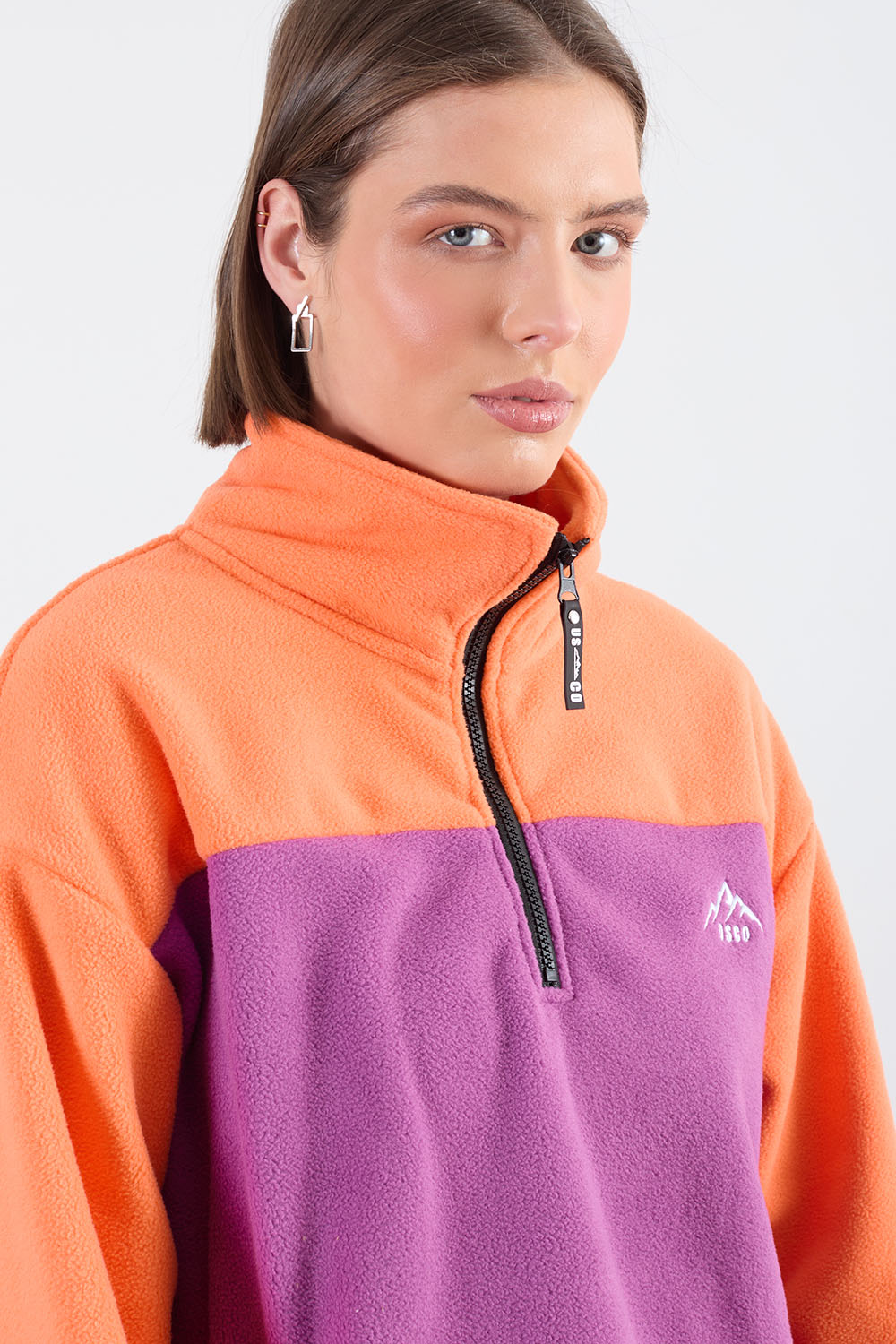 The Wander Fleece in Contrast Orange/Purple